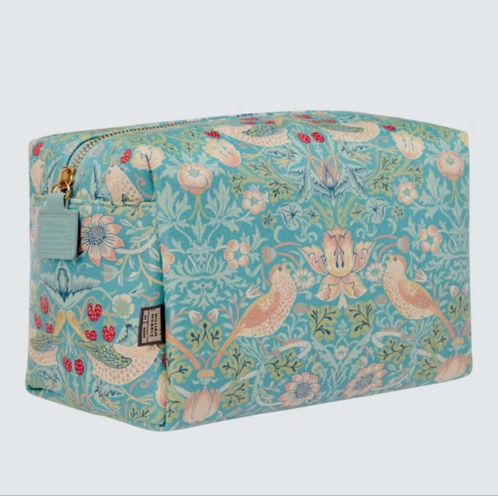 William Morris Duck Egg Strawberry Thief Large Wash Bag NWT